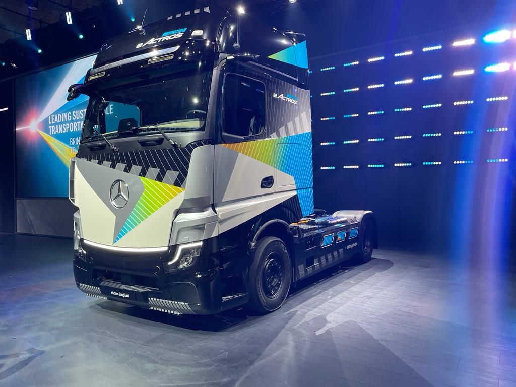 actros eletrico para longa distancia 1