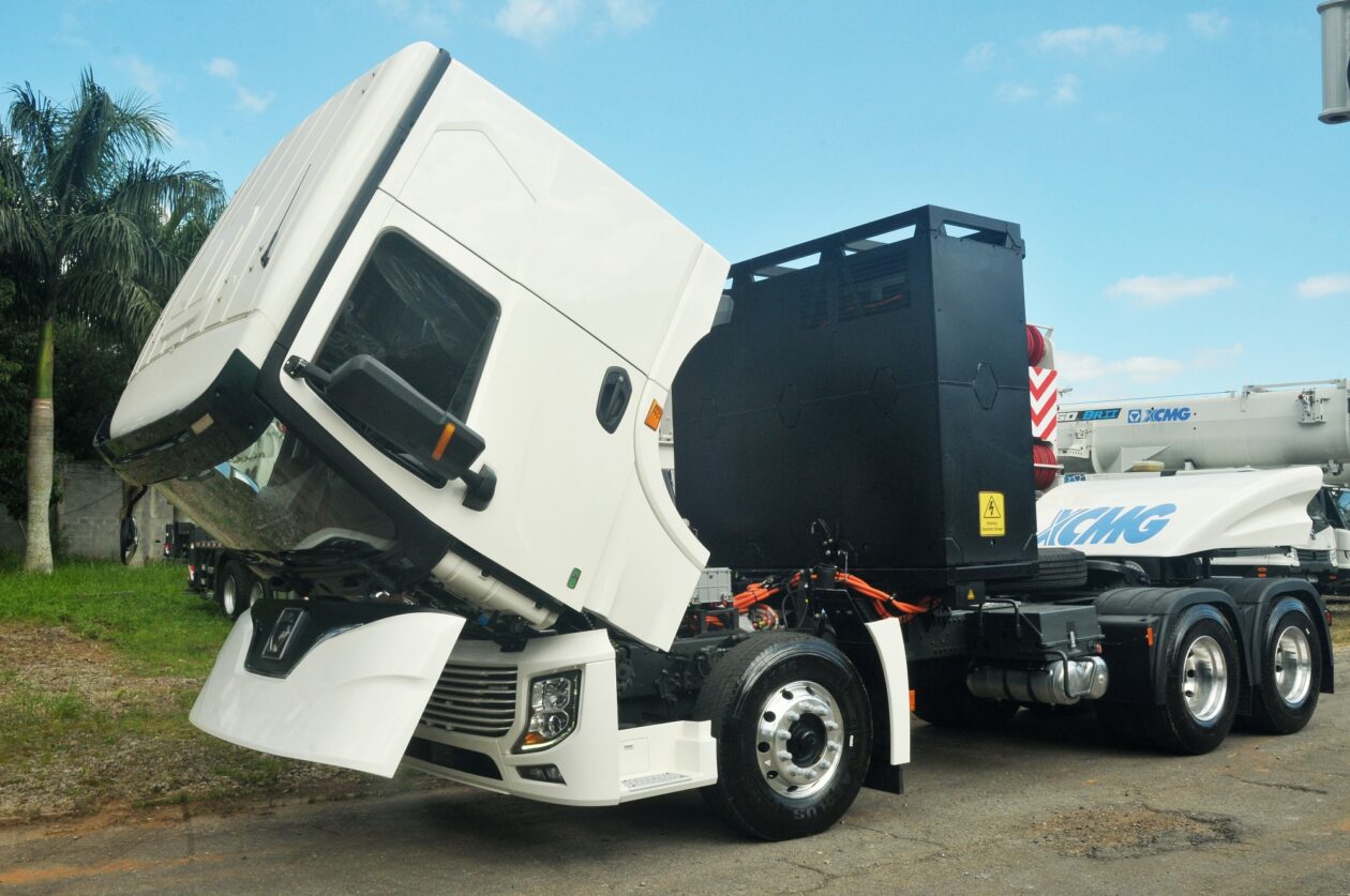 Cavalo mecânico elétrico chinês já está a venda no Brasil Abre BAIXA CRL 7345
