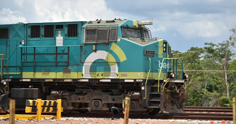 Brado e LDC fazem operação “block train” pela ferrovia Norte-Sul com pluma de algodão