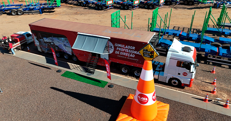 JSL investe R$ 2 milhões em simulador de direção para treinamento dos motoristas