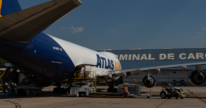 RIOgaleão conta com nova operação de transporte aéreo de cargas da Atlas Air 