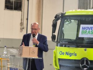 Move Brasil: Selic a 12% pode animar transportador a voltar às compras, diz Geraldo Alckmin Selic a 12% pode animar transportador a voltar às compras, diz Geraldo Alckmin